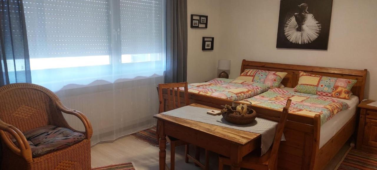 Trixi Apartamento Kastellaun Exterior foto