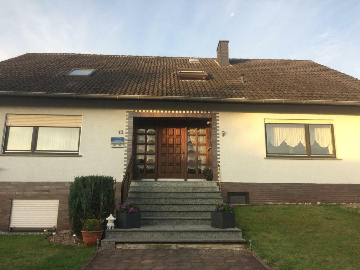 Trixi Apartamento Kastellaun Exterior foto
